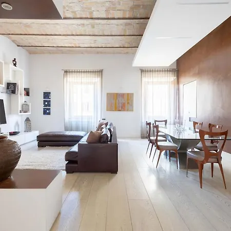 Апартаменты Vatican Luxury Design 3 Bedrooms Penthouse Рим