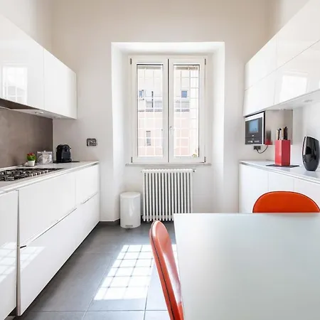 Vatican Luxury Design 3 Bedrooms Penthouse *