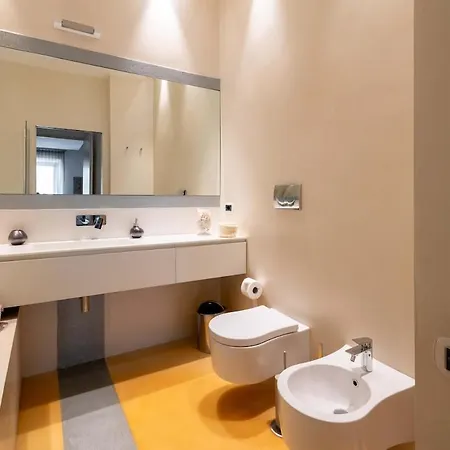 Vatican Luxury Design 3 Bedrooms Penthouse *