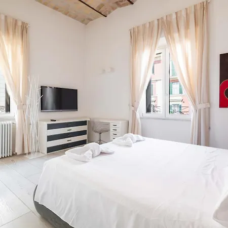 Апартаменты Vatican Luxury Design 3 Bedrooms Penthouse *