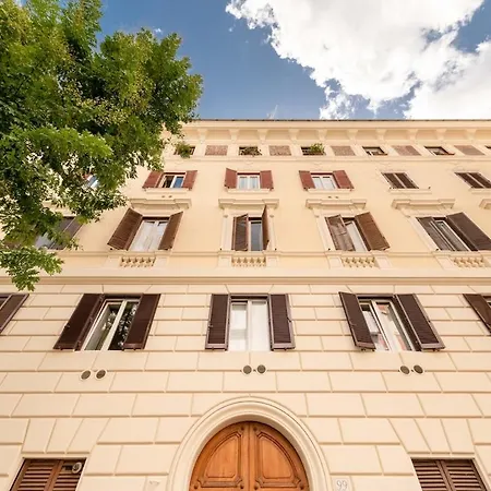 Vatican Luxury Design 3 Bedrooms Penthouse 公寓 *